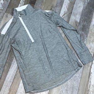 Women's Under Armour Loose AllSeason Gear Asymmetrical Hotshot 1/2 Zip - Small